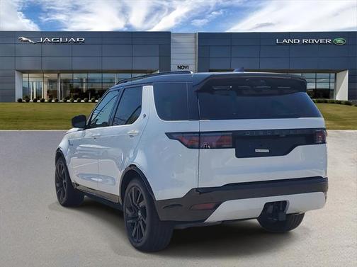 2025 Land Rover Discovery P360 Dynamic SE