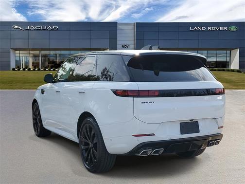 2025 Land Rover Range Rover Sport SE