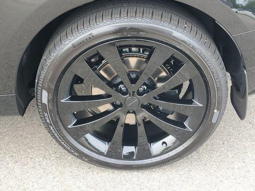 Santorini Black 2026 Land Rover Range Rover Sport SE