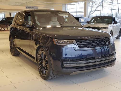2023 Land Rover Range Rover P530 SE