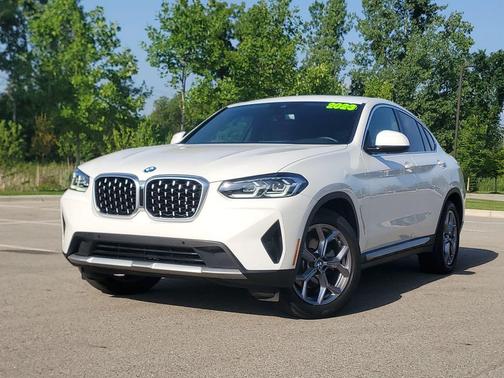 Alpine White 2023 BMW X4 xDrive30i