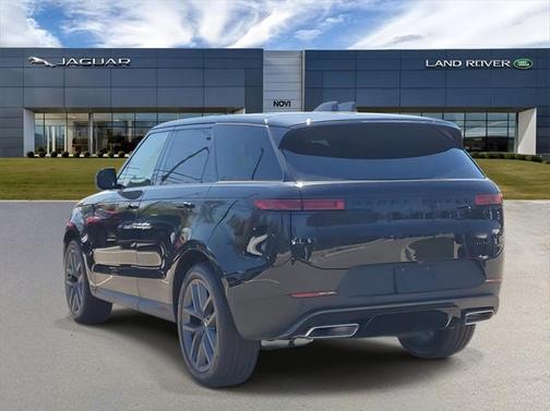 2025 Land Rover Range Rover Sport SE
