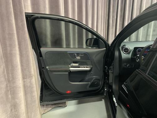 2025 Mercedes-Benz AMG GLA 35 4MATIC