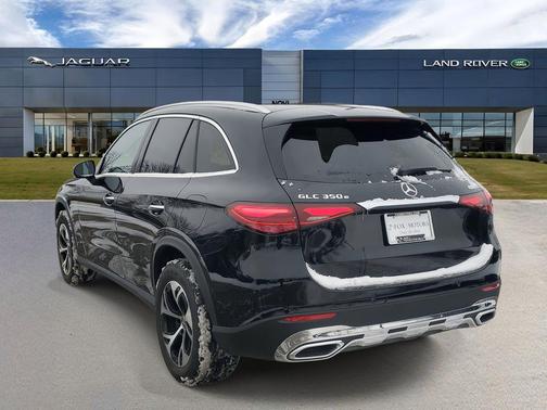 2025 Mercedes-Benz GLC 350e Base