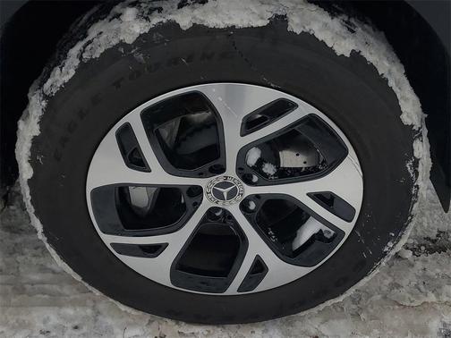 2025 Mercedes-Benz GLC 350e Base