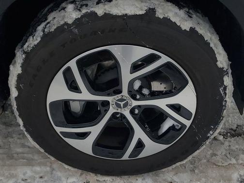 2025 Mercedes-Benz GLC 350e Base