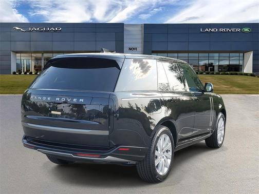 2025 Land Rover Range Rover P400 SE