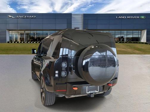 2024 Land Rover Defender 110 P400 X