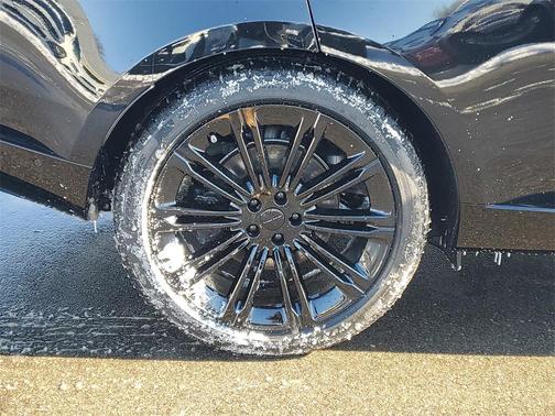 2026 Land Rover Range Rover P400 SE 7 Seat