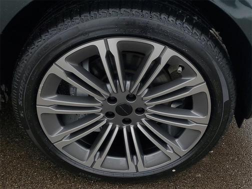 2026 Land Rover Range Rover P400 SE