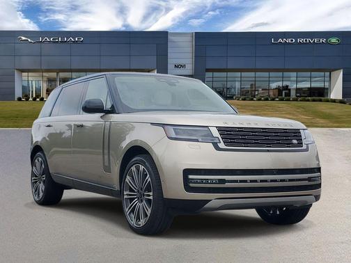 Gold 2026 Land Rover Range Rover P400 SE 7 Seat
