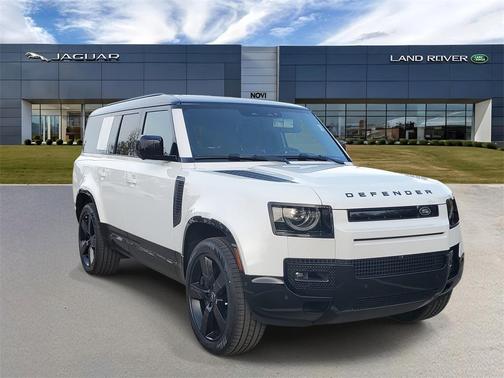 2025 Land Rover Defender 130 P400 X-Dynamic SE