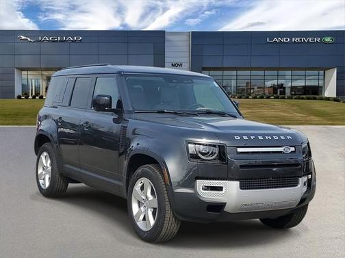 2025 Land Rover Defender 110 P300
