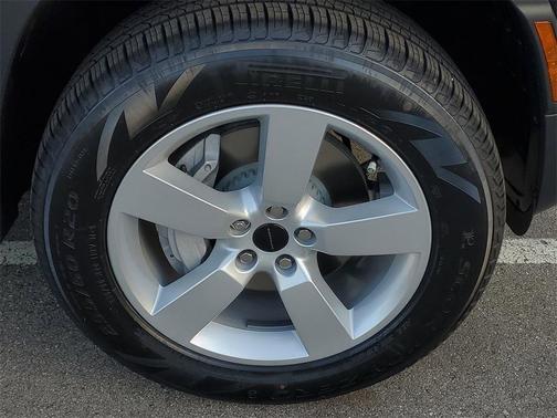 2026 Land Rover Defender S