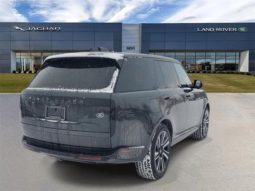 2023 Land Rover Range Rover P530 SE