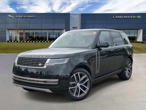2025 Land Rover Range Rover P550e SE