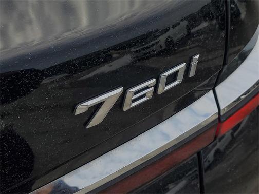 2023 BMW 760 i xDrive