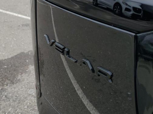 Santorini Black 2026 Land Rover Range Rover Velar P250 SE R-Dynamic