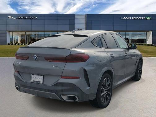 2024 BMW X6 xDrive40i