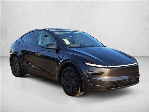 2026 Tesla Model Y Premium Rear-Wheel Drive