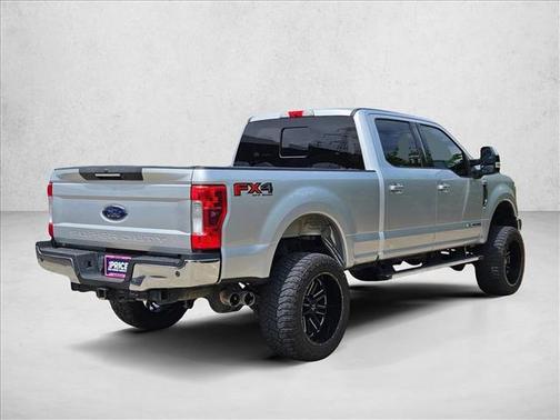 Ingot Silver Metallic 2017 Ford F-250 Lariat