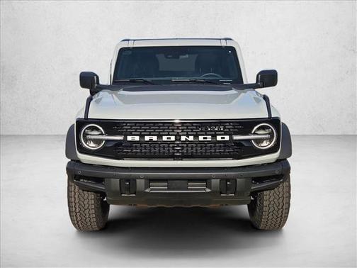 Avalanche Gray 2026 Ford Bronco Badlands