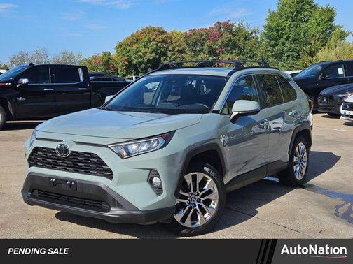 2019 Toyota RAV4 XLE Premium