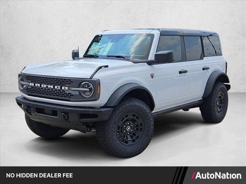 Oxford White 2026 Ford Bronco Badlands