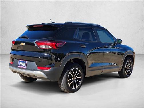 Mosaic Black Metallic 2025 Chevrolet Trailblazer LT