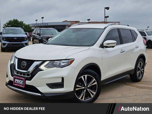 Pearl White Tricoat 2020 Nissan Rogue SV