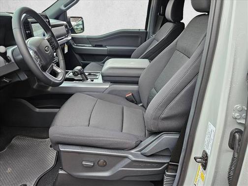 Avalanche 2026 Ford F-150 XLT