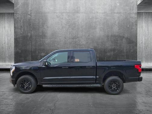 2025 Ford F-150 Lightning XLT