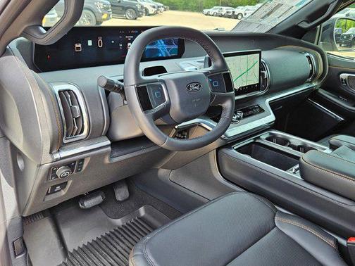 Star White Metallic Tri-Coat 2026 Ford Expedition Tremor