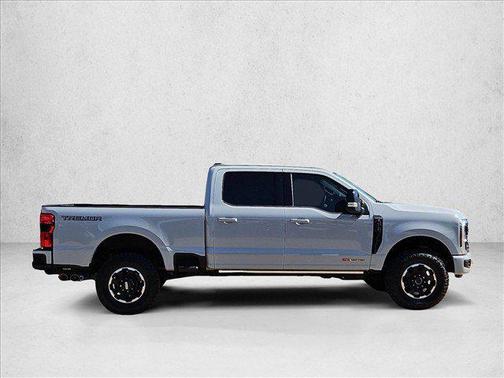 Avalanche 2025 Ford F-250 Platinum