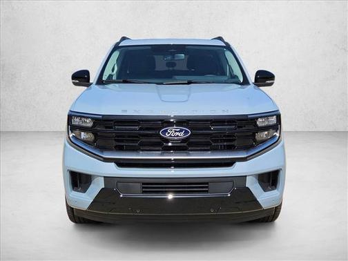 Glacier Gray Metallic Tri-Coat 2027 Ford Expedition Max Platinum