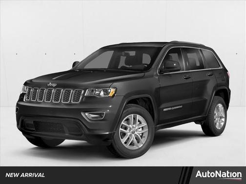 Diamond Black Crystal Pearlcoat 2019 Jeep Grand Cherokee Laredo