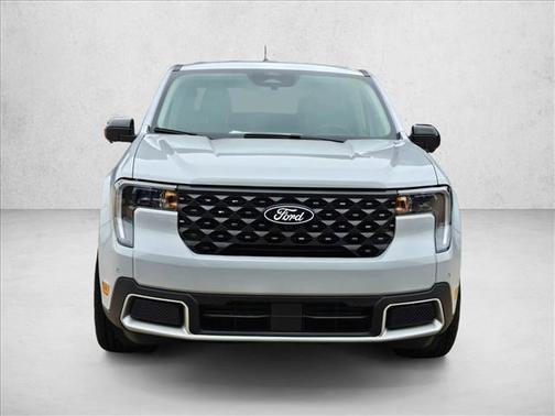 Space White Metallic 2026 Ford Maverick Lariat
