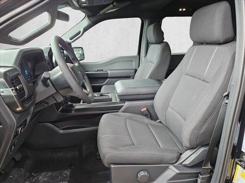 Agate Black Metallic 2026 Ford F-150 STX