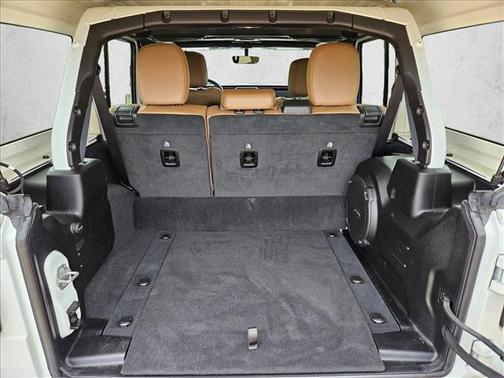 Bright White Clearcoat 2023 Jeep Wrangler 4xe Rubicon