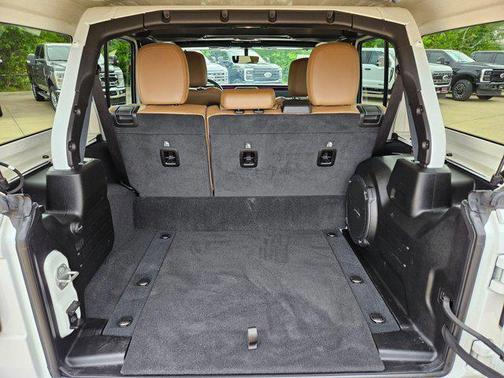 Bright White Clearcoat 2023 Jeep Wrangler 4xe Rubicon