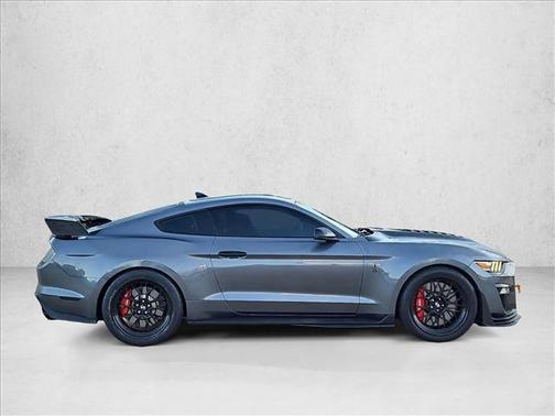 2021 Ford Shelby GT500 Base