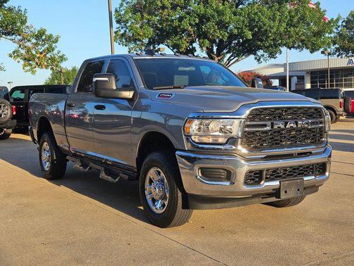 2024 RAM 2500 Tradesman Crew Cab 4x4 6'4' Box