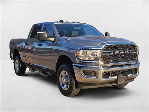 2024 RAM 2500 Tradesman Crew Cab 4x4 6'4' Box