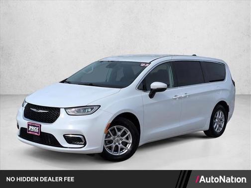 Bright White Clearcoat 2023 Chrysler Pacifica Touring L