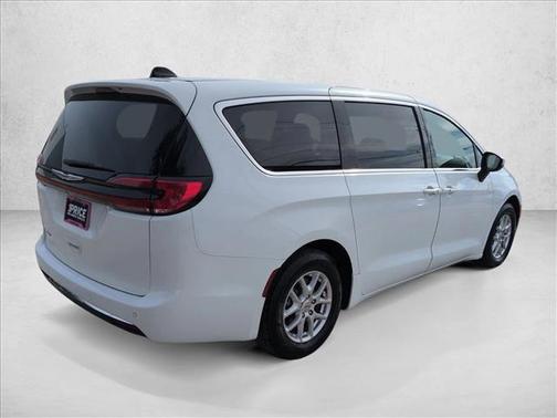 Bright White Clearcoat 2023 Chrysler Pacifica Touring L