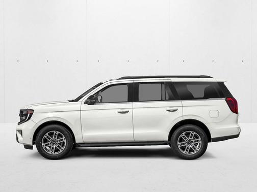 Star White Metallic Tri-Coat 2026 Ford Expedition Active