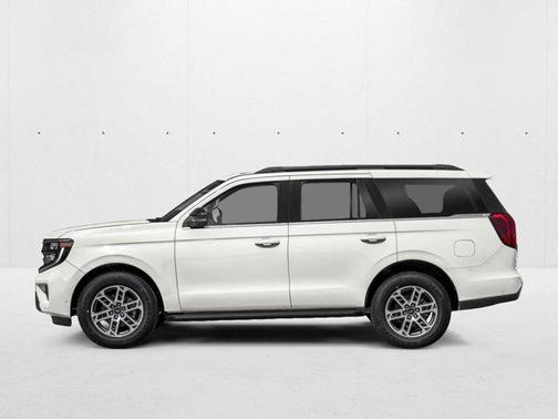 Star White Metallic Tri-Coat 2026 Ford Expedition Active