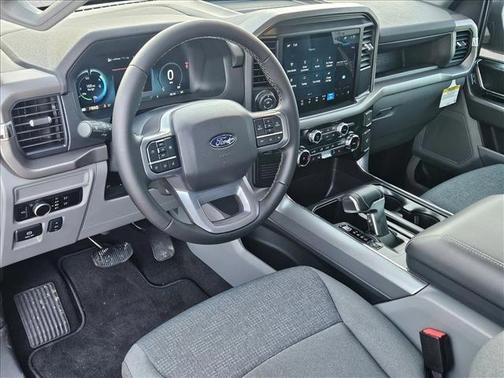 2025 Ford F-150 Lightning XLT