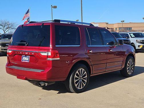 2017 Lincoln Navigator Select