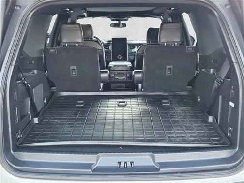 2022 Ford Expedition Platinum